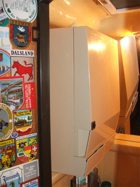 Apothekenschrank im Waschraum Apothekenschrank im Waschraum